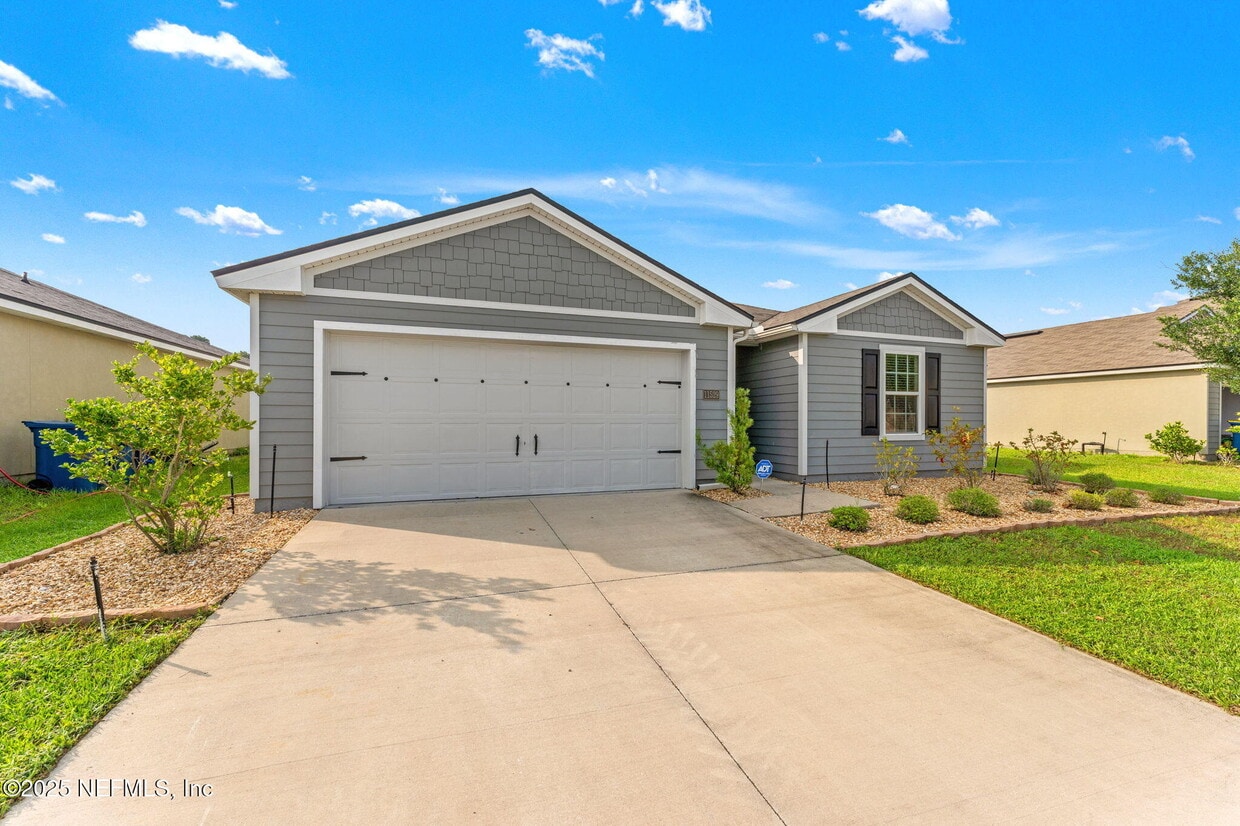 Primary Photo - 11529 Stickleback Ln