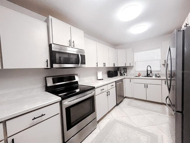 Building Photo - 3541 Harbor Cir NW