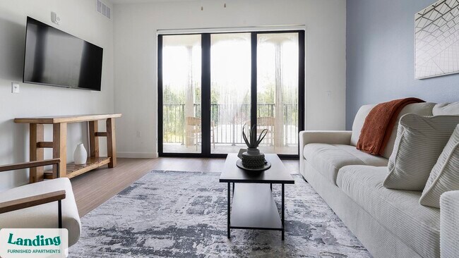 Foto del edificio - 7301 Lake Bank Lp