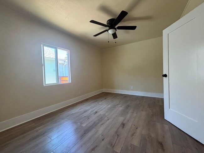 Building Photo - 5306 Cimarron St