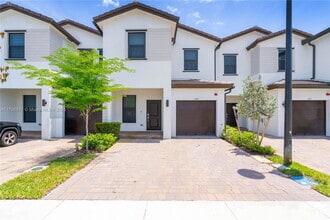 Building Photo - 209 SW 159th Dr