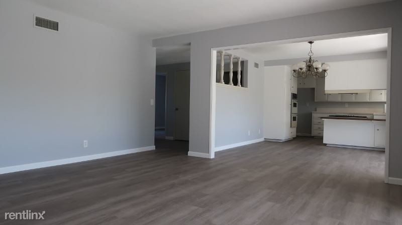 Primary Photo - 4 br, 2 bath House - 9548 Rhea Ave