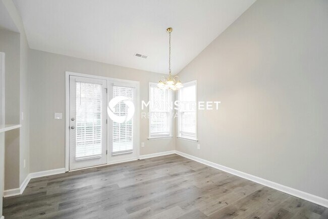 Building Photo - 3 Bedroom Pet-Friendly Home in Winston-Salem, NC with Main Street Renewal