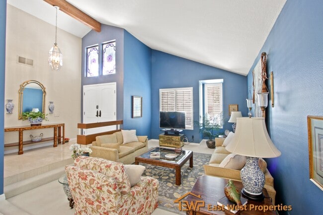 Building Photo - 2 Sunriver