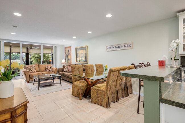 Building Photo - 4801 Esedra Ct