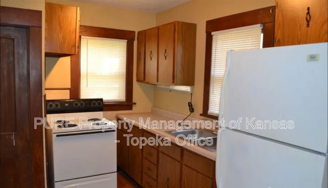 Building Photo - 1827 SW Cherokee St