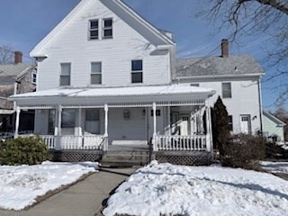 Building Photo - 445 Main St