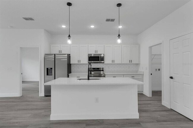 Foto del edificio - 2211 SW 153rd Pl Rd