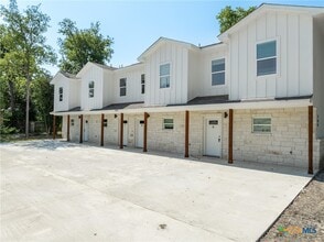 Building Photo - 209 S 18th St