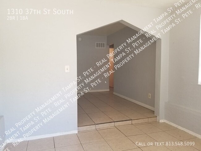 Building Photo - ***SECTION 8 HOUSING***
