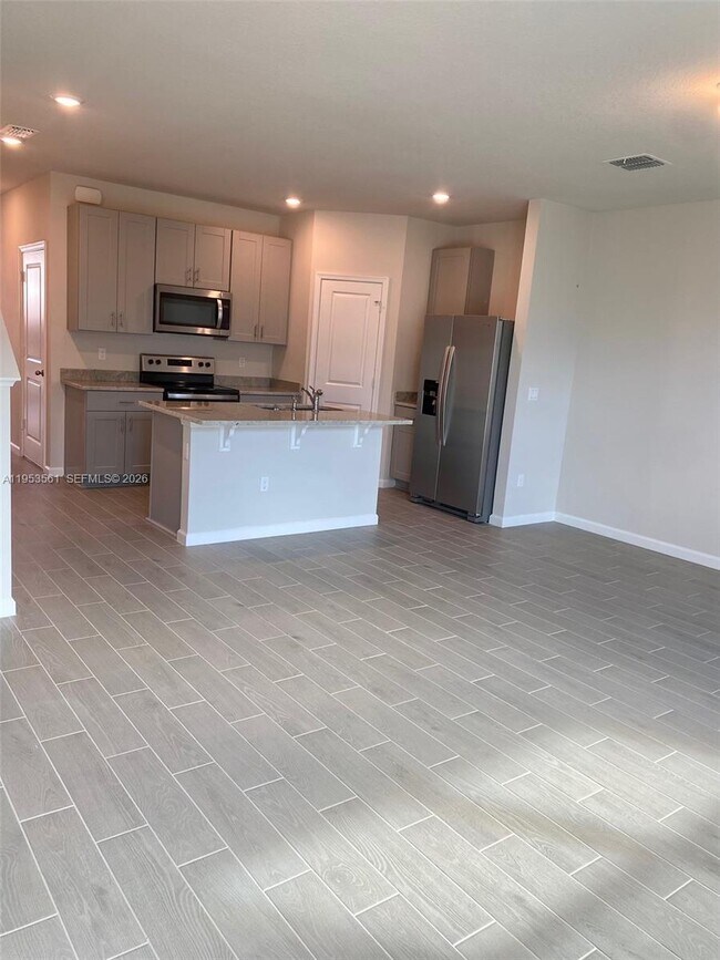 Foto del edificio - 5629 Mentmore Dr