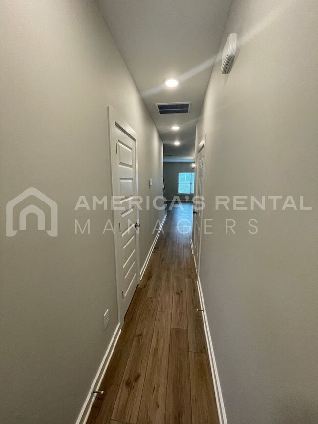 Building Photo - Home for Rent in Calera, AL!!! Available t...