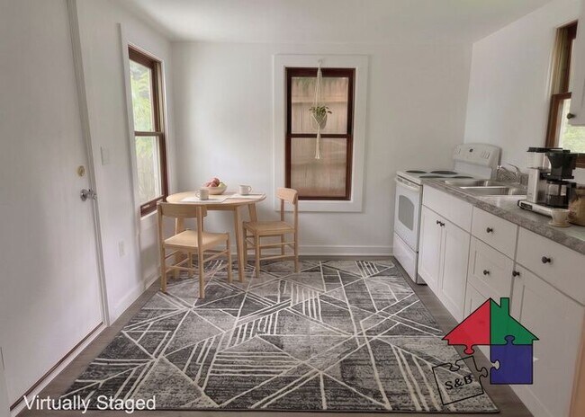 Foto del edificio - Freshly Renovated 2-Bedroom in Burlington's South End!