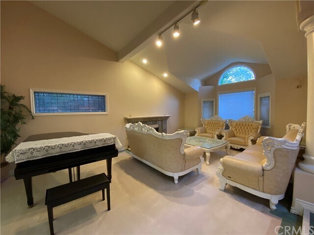 Foto del edificio - 22235 Steeplechase Ln