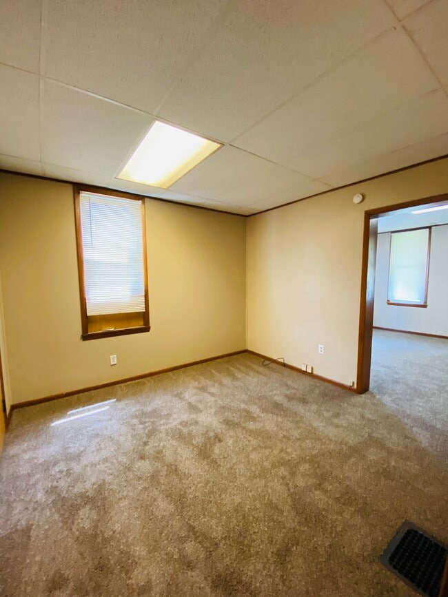 Building Photo - 628 Garfield Ave SW