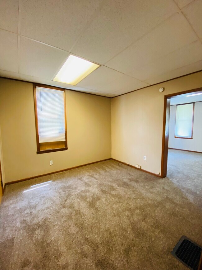 Foto del edificio - 628 Garfield Ave SW