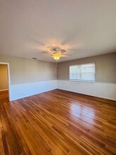 Building Photo - 1234 Belmont Terrace