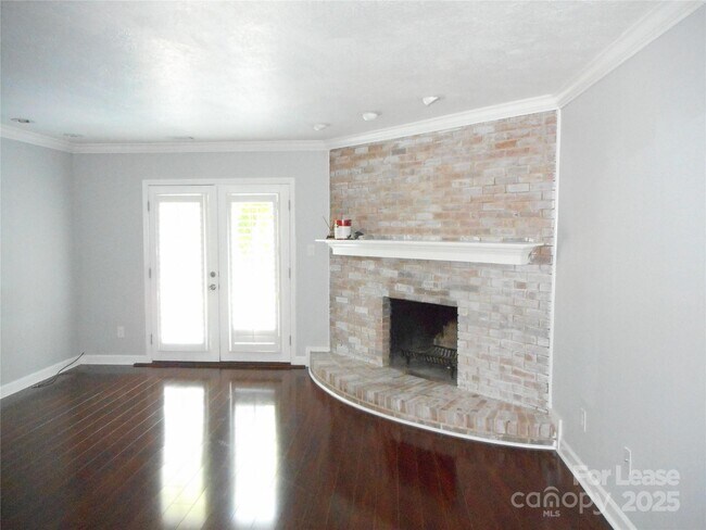 Foto del edificio - 11518 Green Willow Ln