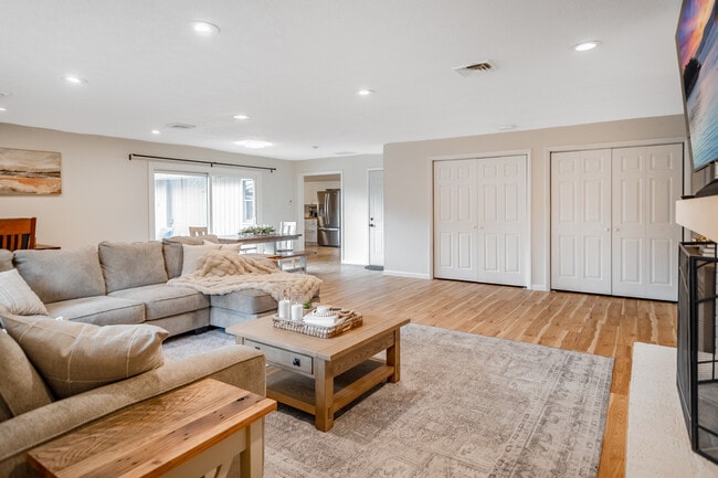 Building Photo - 3515 Indianbrook Dr