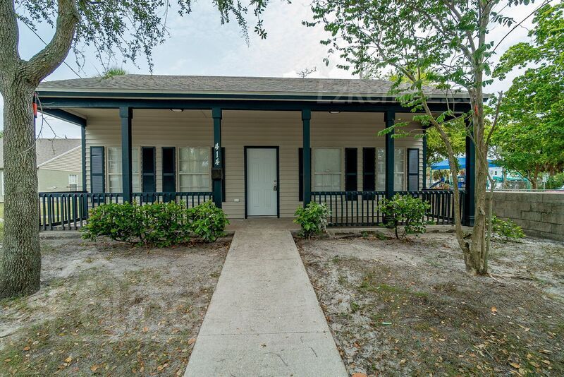 Primary Photo - 607 5th St