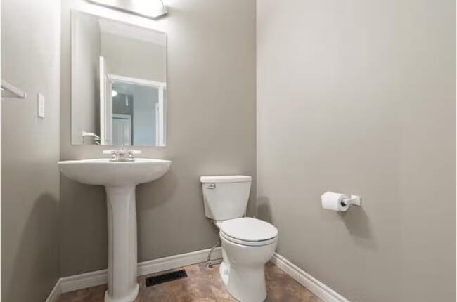 Photo du bâtiment - 46360 Valleyview Rd