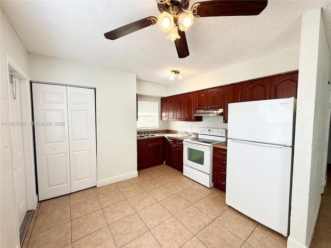 Photo - 1491 NW 20th St Apartment