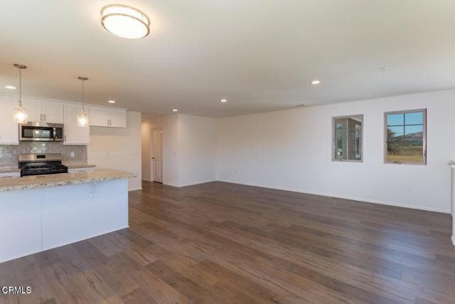 Building Photo - 4080 Aurora Way