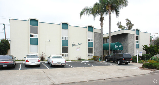 Foto del edificio - 1156 Hornblend St (Viking Pacific Apts)