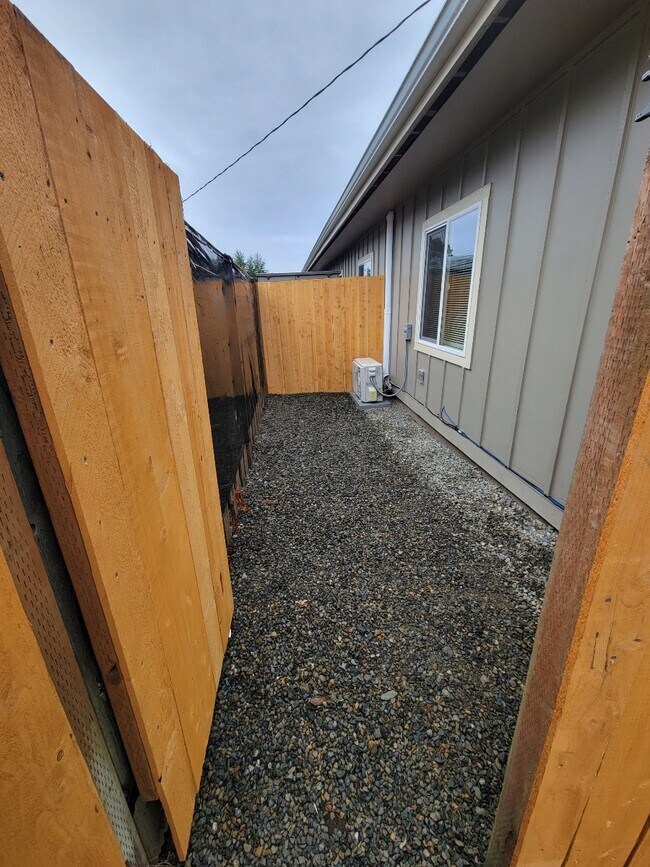 Building Photo - 4510 13th Ave SE