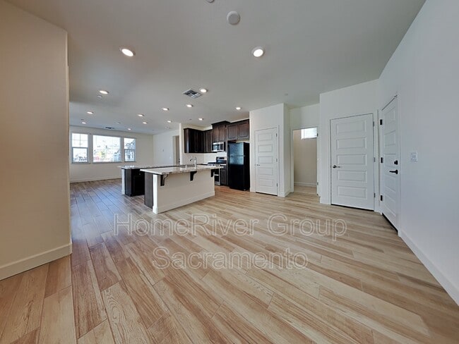 Building Photo - 8201 Colt Wy