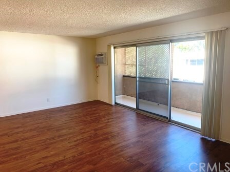 Foto del edificio - 5167 Yarmouth Ave
