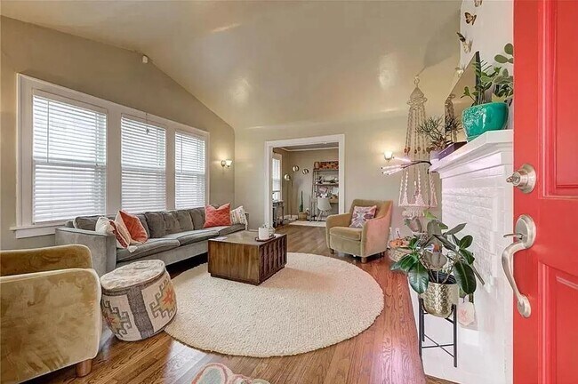 Foto del edificio - 2821 NW 13th St