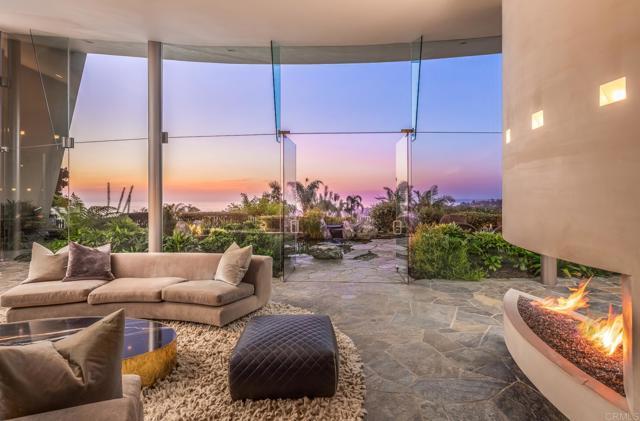 Building Photo - 724 Muirlands Vista Way