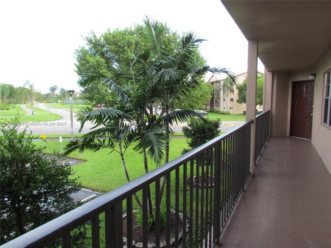 Building Photo - 500 SW 130th Terrace