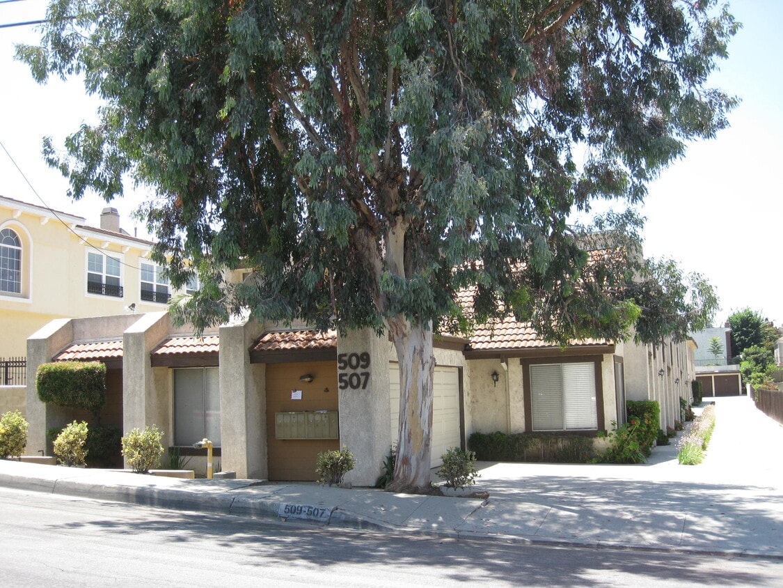 507 S Orange Ave, Monterey Park, CA 91755 Townhouse for Rent in