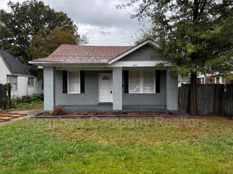 Primary Photo - 3244 Spottswood Ave