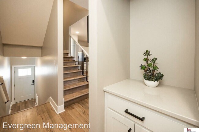 Building Photo - 2 br, 2.5 bath House - 1909 Dahlman Rows P...