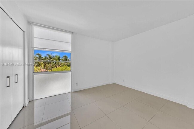Foto del edificio - 3101 N Country Club Dr
