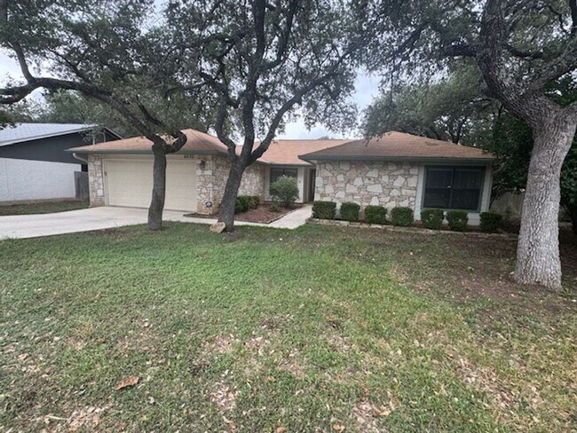 Foto del edificio - What a Gem! Spacious, Renovated 1-Story Ho...