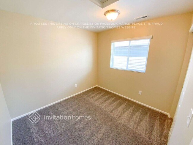 Foto del edificio - 2825 Mahogany St NE