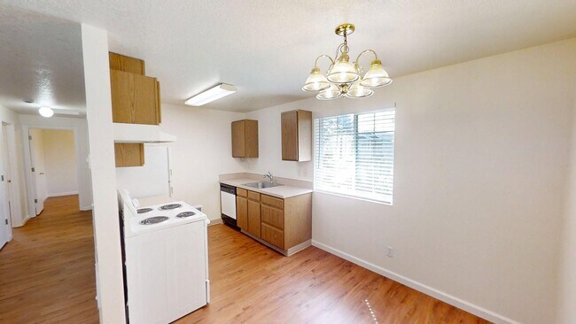 Foto del edificio - 618 NE 93rd Ave