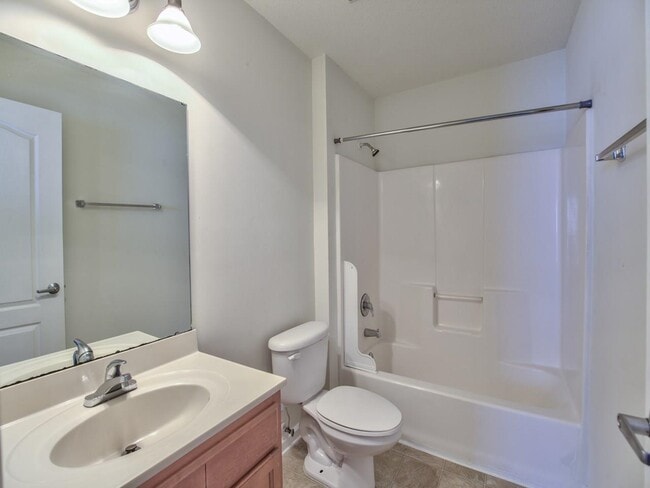 Building Photo - 3000 S Adams St