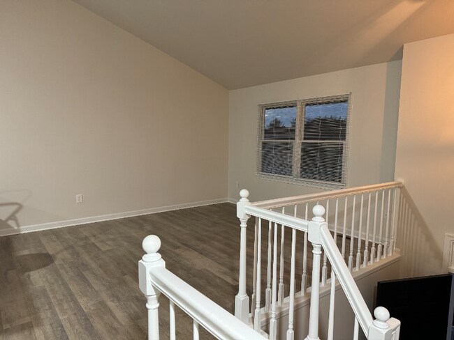 Foto del edificio - 10 Squire Cir