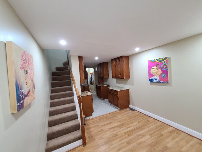 Foto del edificio - 1611 Lemmon St