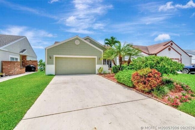 Foto del edificio - 5519 Pebble Brook Ln
