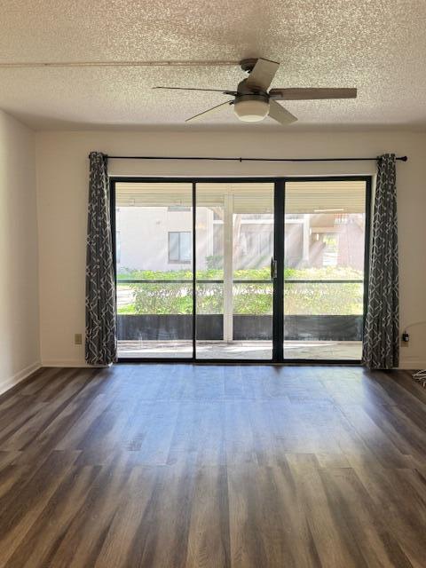 Building Photo - 207 Foxtail Dr