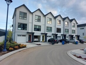 Building Photo - 1052 Boxcar Cl