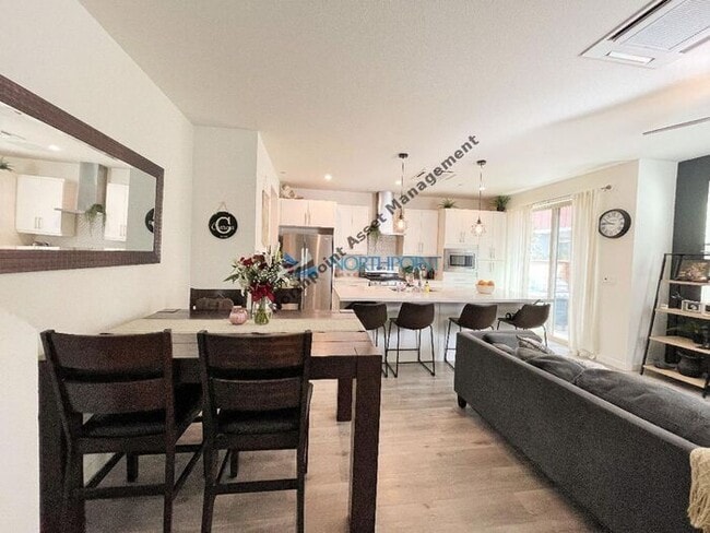 Building Photo - 2BR/2.5BA Condo w/ A/C + In-Unit W/D in The Mill at Broadway