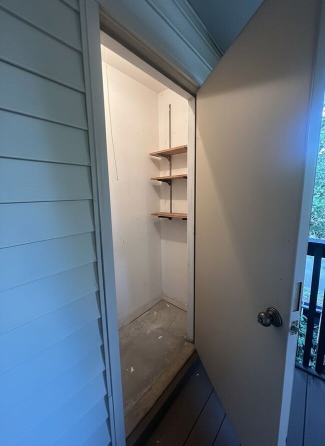 Building Photo - 207 Westfield Dr