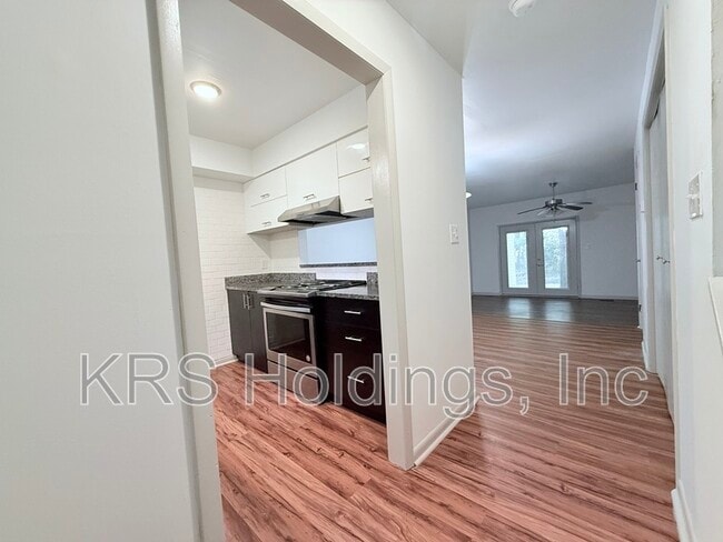 Foto del edificio - 4700 Fargo Ct